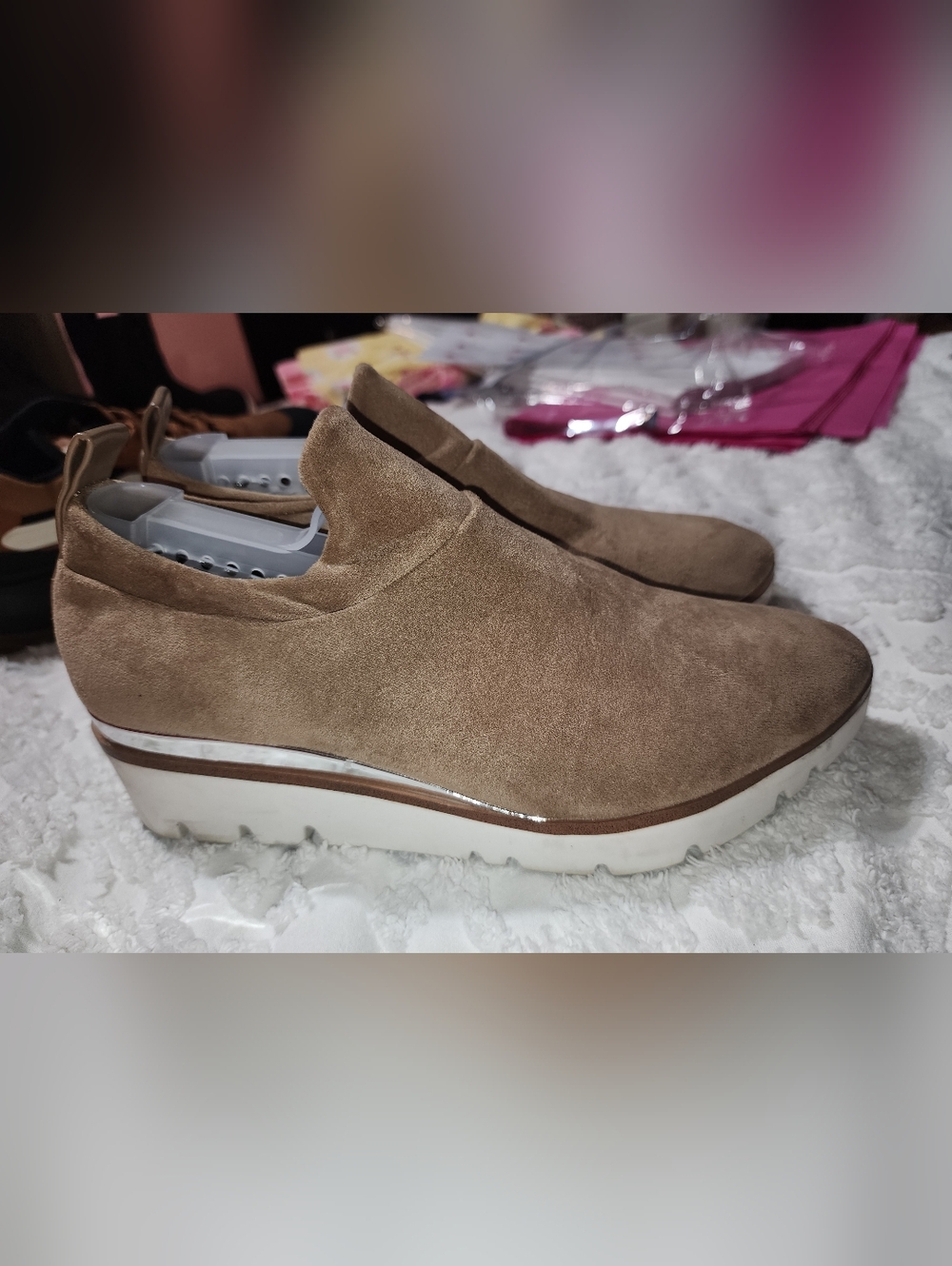 DKNY Alisha Suede Wedge Sneakers in Warm Taupe & Silver, Size 6.5M